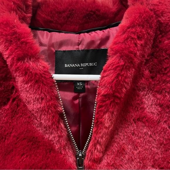 Banana Republic Red Jacket - Picture 2 of 3